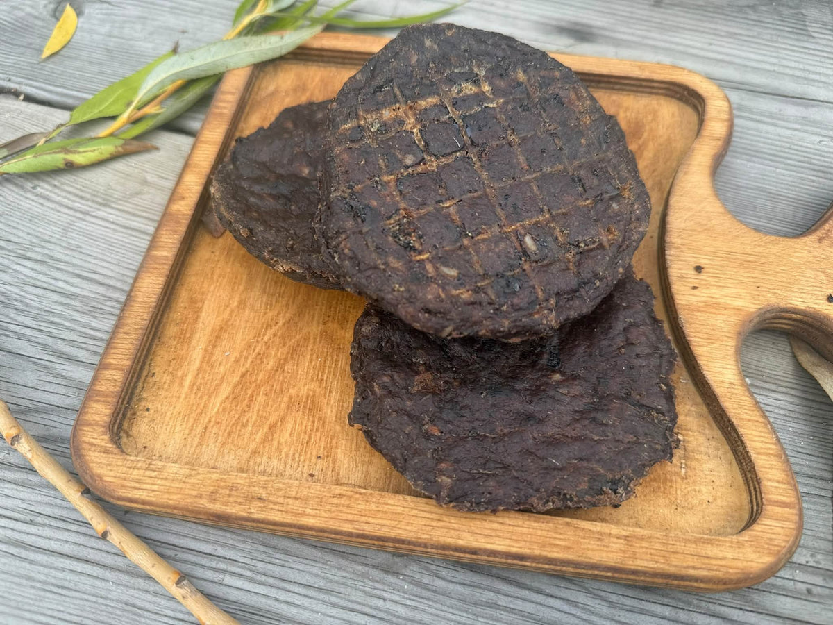 Emmzo Vomburgare 4-pack â đžđȘ Svenskt naturligt hundgodis av vom | Staffeshoppen