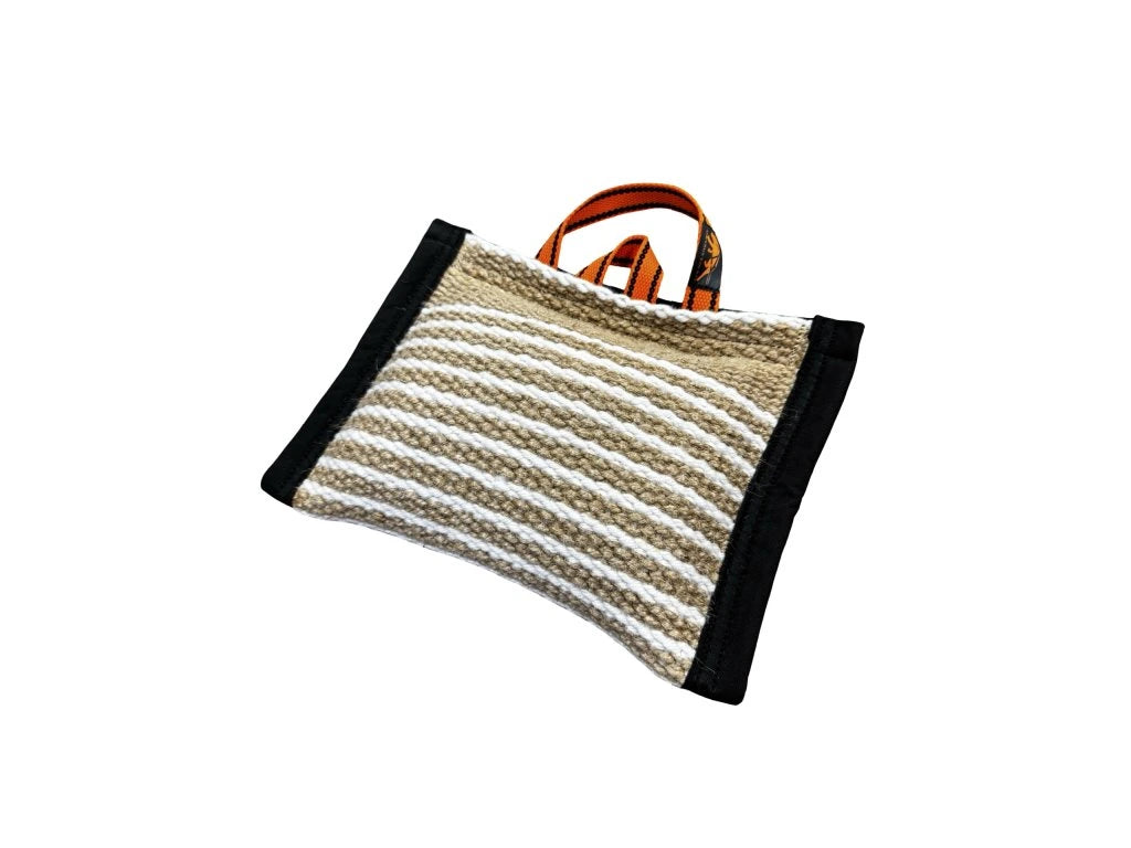 Orange County – Wedge Pillow M Hard | Bitkudde i jute