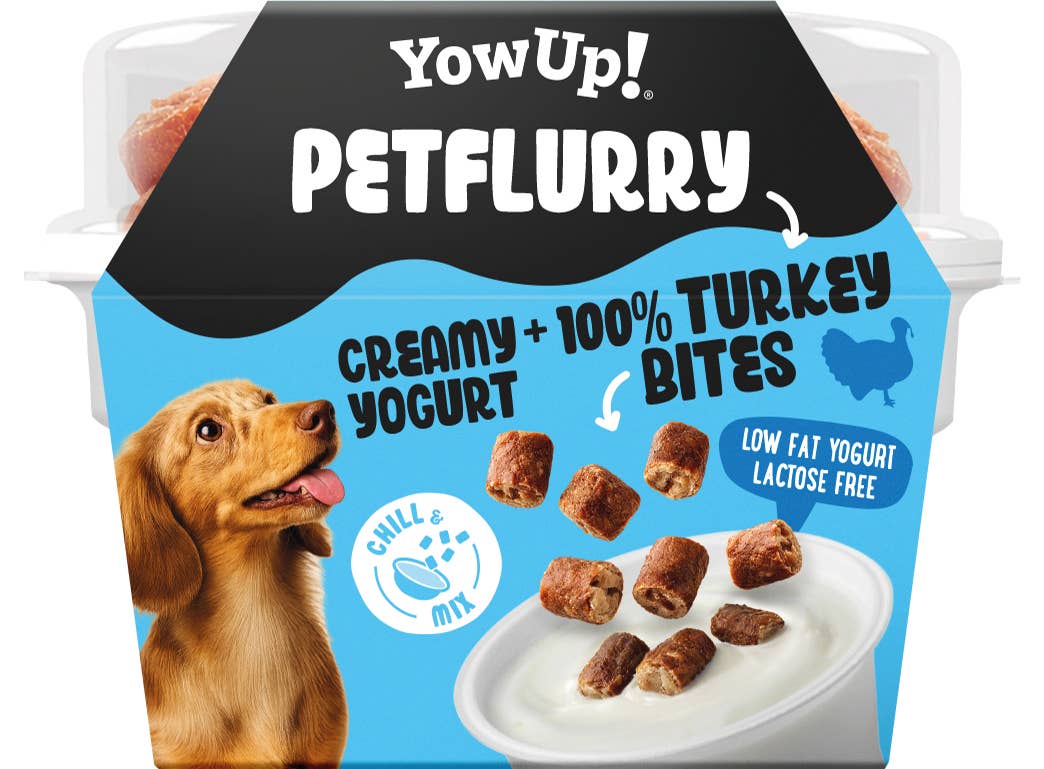 PetFlurry Kalkon – krämigt yoghurtsnack med kalkonbitar för hundar