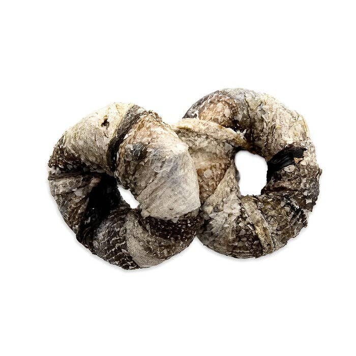 Cernunos - Donuts för hundar med fiskhud