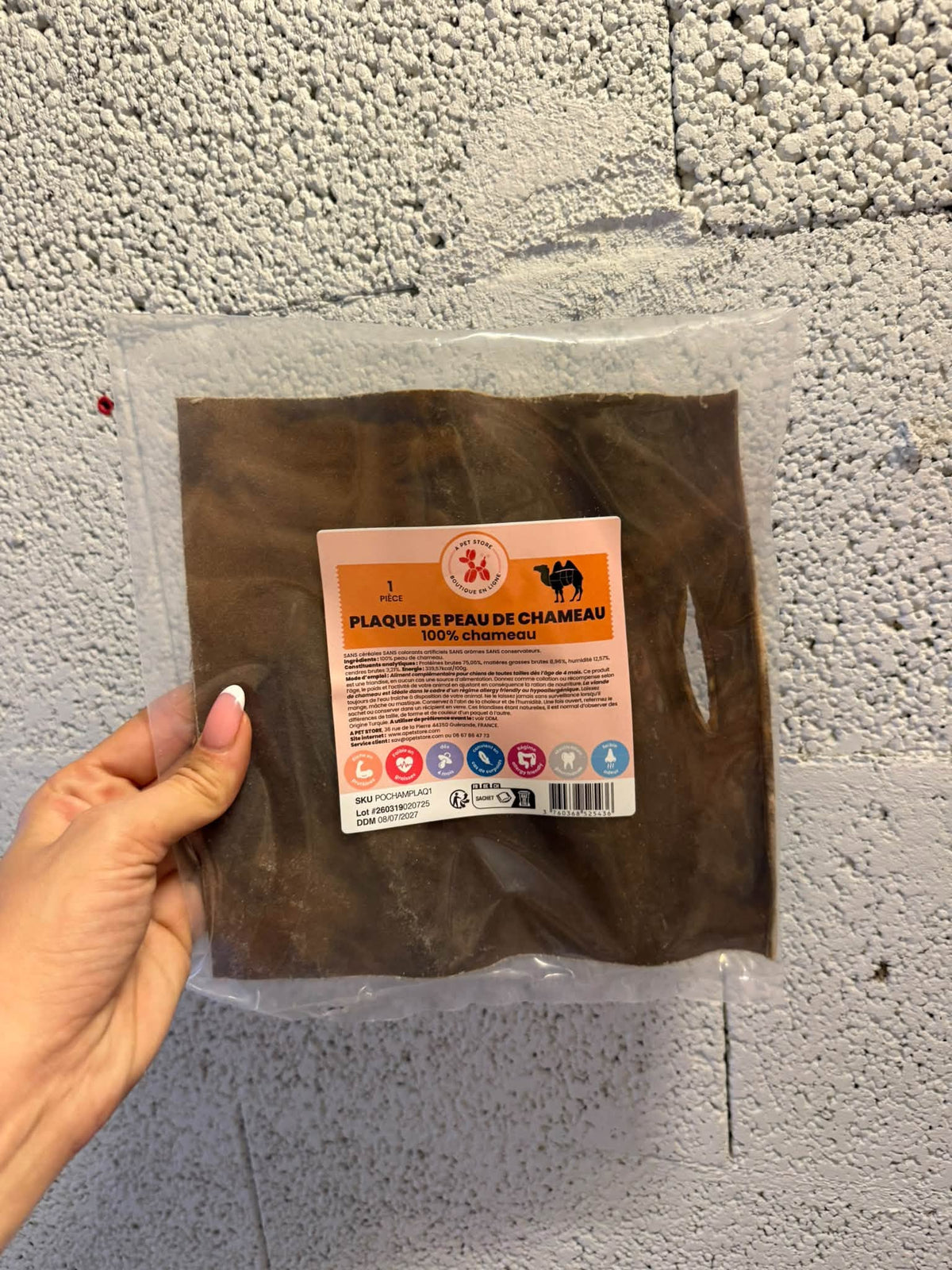 Kamelhud Platta – ca 17 × 20 cm begränsat parti