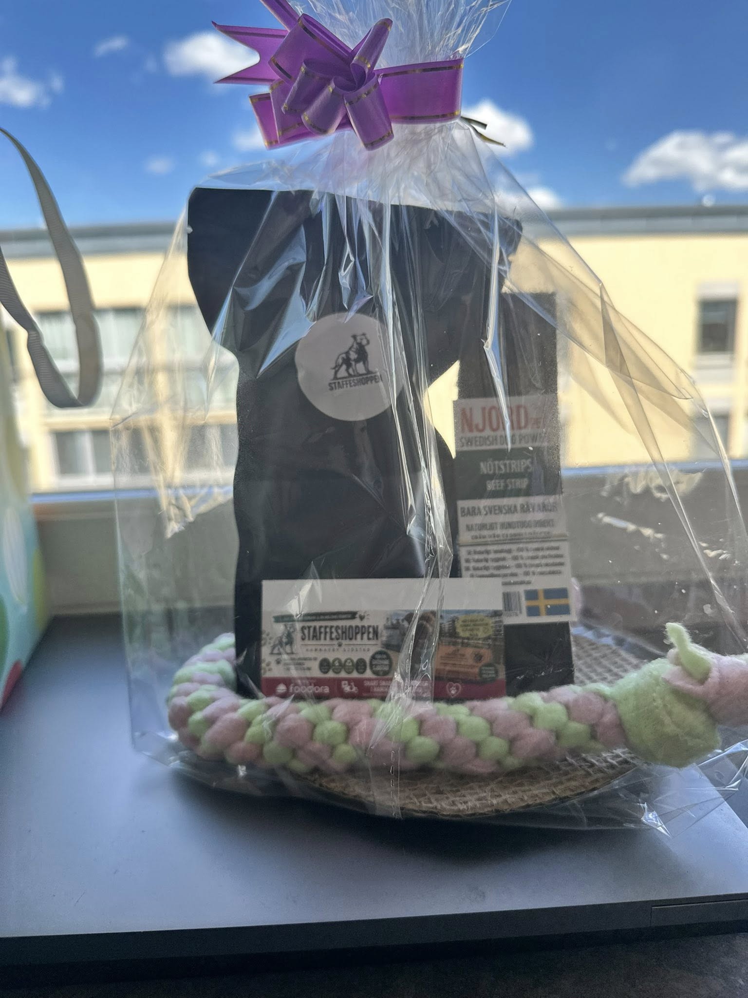 99 kr presentpåse