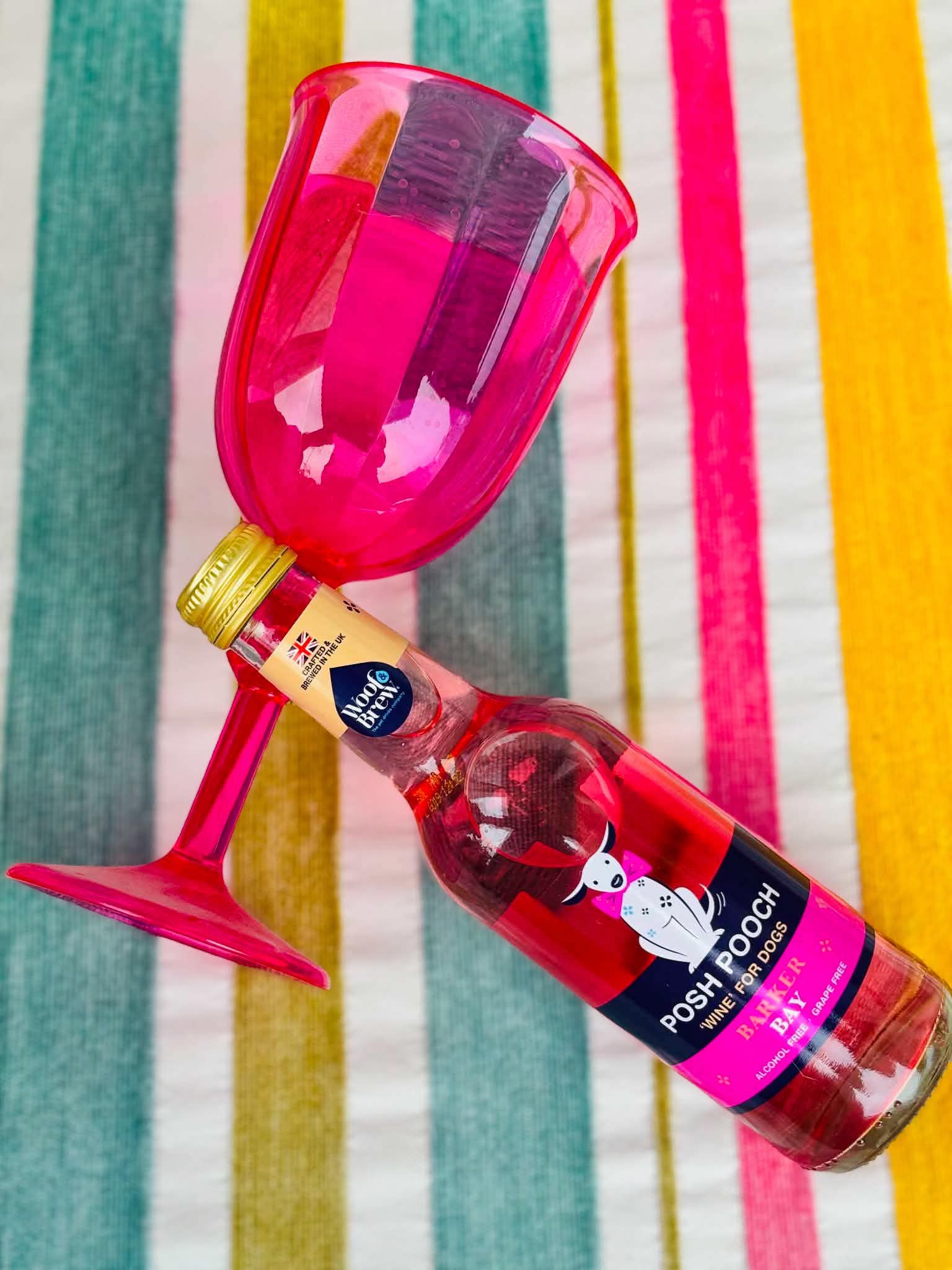WOOF&BREW – Posh Pooch Rosé Hundvin // Gåva eller Godbit
